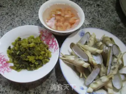 Make Snow pickles with fried tarts step 0