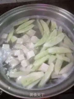 Make Toad tofu cucumber soup step 2