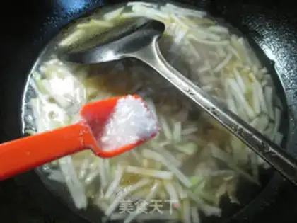 Make Squeeze the raisins and bucum soup step 4