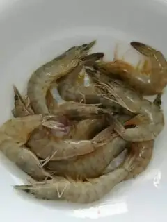 Make Spicy shrimp step 0