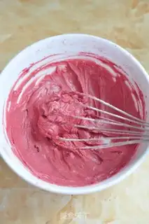 Make Stripe Cake Roll step 3