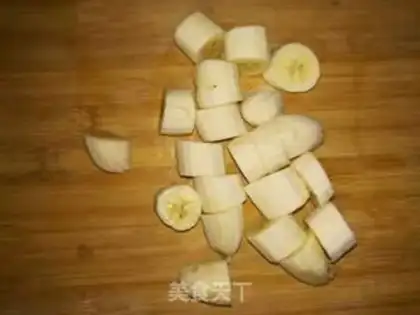 Make Banana shake step 1
