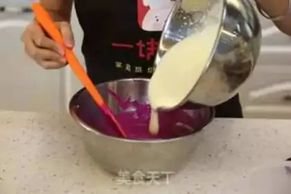 Make Flamingo mousse cake step 10