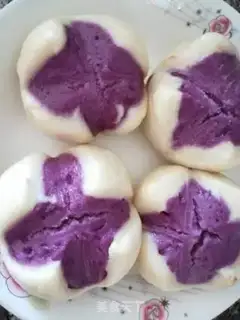 Make Fancy buns step 11