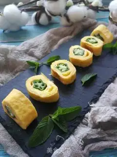 Make Autumn cheese and eggs step 16