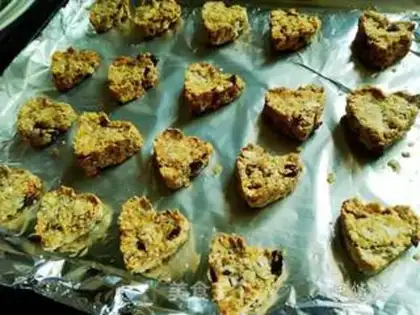 Make Heartless oatmeal cookies step 7