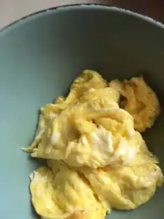 Make Peppers fried eggs step 6