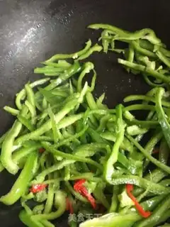 Make Peppers fried eggs step 7