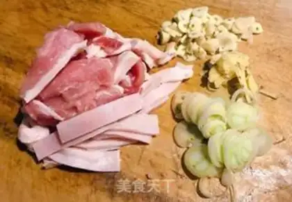 Make Five flowers for duck blood step 1