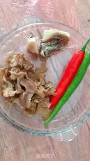 Make The radish gravy step 0