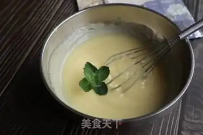 Make Homemade salad sauce step 4