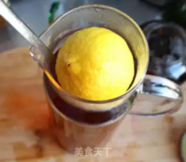 Make A lemon tea step 8