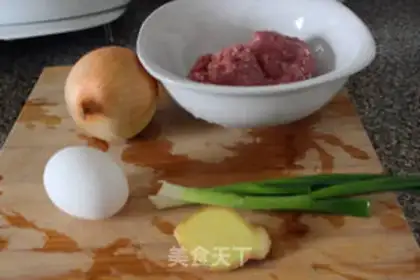 Make Red burning lion head step 0