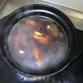 Make Milky beans, pig hoof step 4