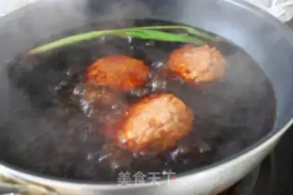 Make Red burning lion head step 8