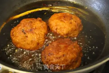 Make Red burning lion head step 9