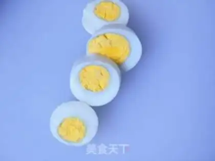 Make Meat and ham eggs step 1