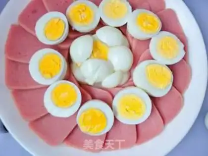 Make Meat and ham eggs step 2