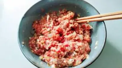 Make Steam shrimp rolls step 5