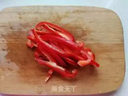Make Shrimp platinum fried pasta step 1