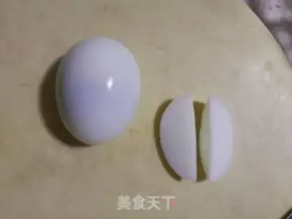 Make Egg rabbit step 1
