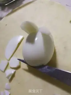 Make Egg rabbit step 2