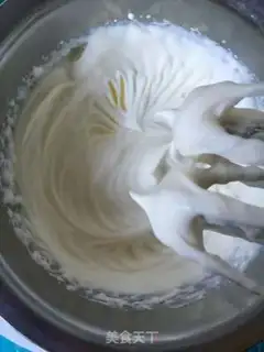 Make Fruit birthday cake step 3