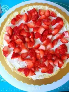 Make Fruit birthday cake step 4