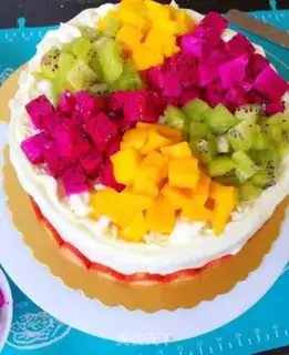 Make Fruit birthday cake step 6
