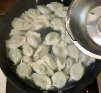 Make The moss pork dumplings step 10