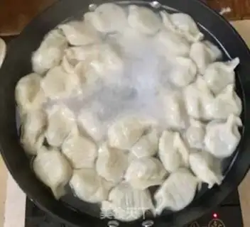 Make The moss pork dumplings step 11