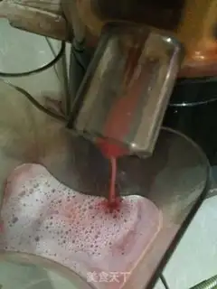 Make Strawberry soy milk step 5