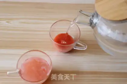 Make Strawberry appleade step 9