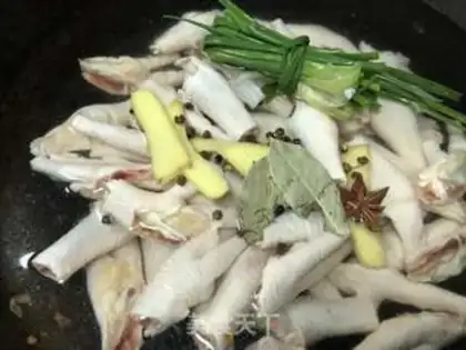 Make Sour chicken claws step 2
