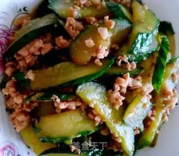 Make Meat and cucumber step 5