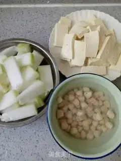 Make Tofu soup step 0