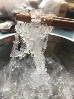 Make Red-tree milk steaming snow oats step 0