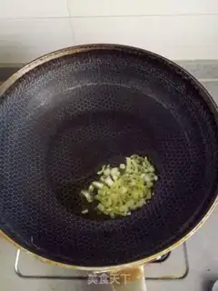 Make Tofu soup step 1
