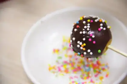 Make Nice lollipop step 4