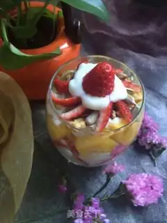 Make Nuts yogurt cup step 6