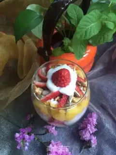 Make Nuts yogurt cup step 8