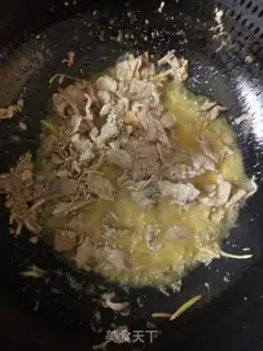 Make Pumpkin fried meat step 4