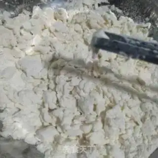 Make Western red soup step 1