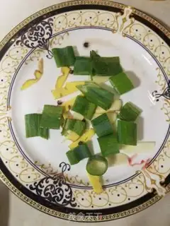 Make Garlic mackerel steamed herring step 2