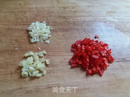 Make Meat and garlic step 2
