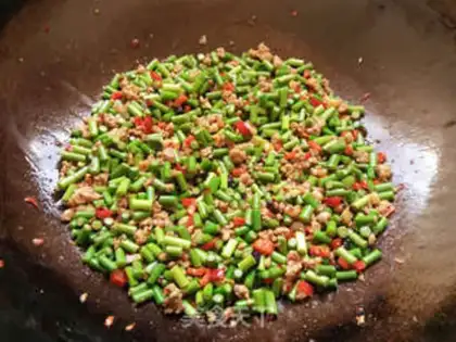 Make Meat and garlic step 5