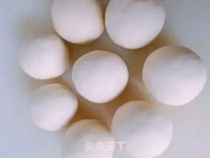 Make White rich buns step 4