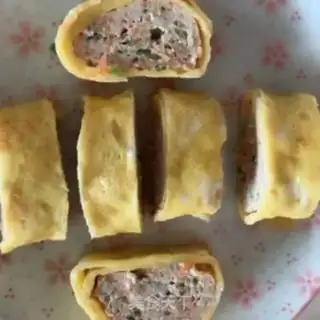 Make Egg roll sausage step 5