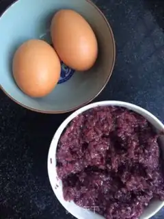 Make Egg rice rolls step 0