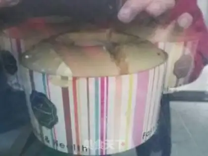 Make A mid-empty twilight cake step 12